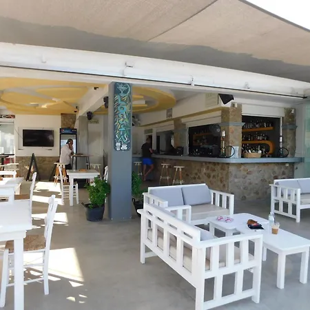 South Beach Santorini Couette-café